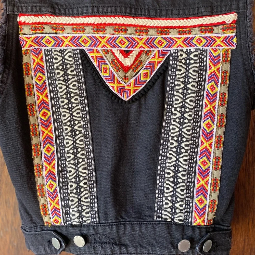 H&M Coachella Official Collection Embroidered Black Denim Vest - Picture 3 of 9